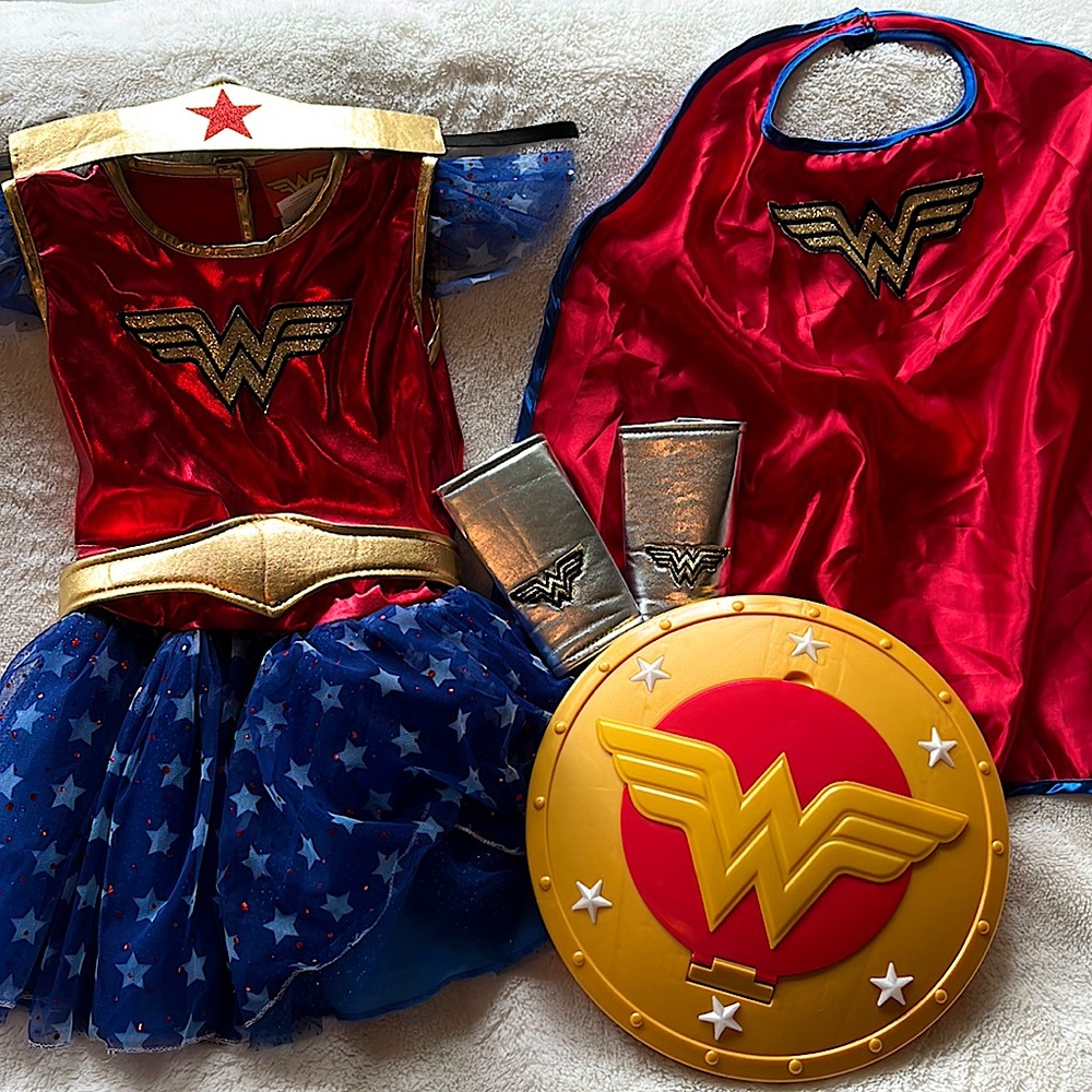 🖤Wonder Woman costume youth M🖤